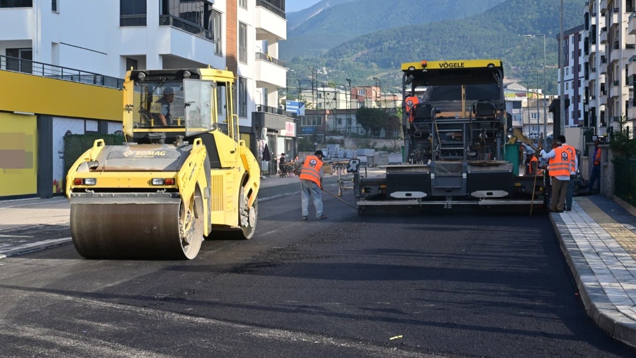 Yıldırım’da yeni imar yolları ve asfalt çalışmaları sürüyor