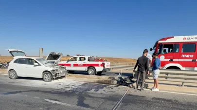Bariyere çarpan otomobil alev aldı