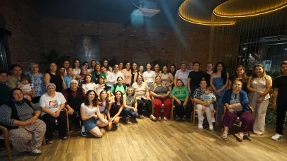 Başkan Topak, öğrencileri ziyaret edip, vatandaşlarla bir araya geliyor