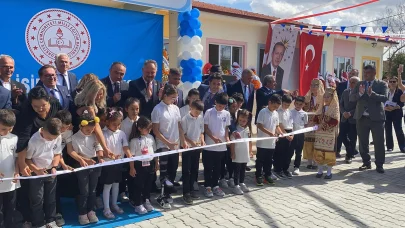 Çorlu'da Gelişim Tekstil İlkokulu törenle açıldı