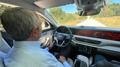 Edirne Valisi Sezer, Togg’un direksiyonuna geçti, köy yolunu test etti