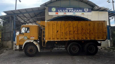 Edirne’de turistlerin uğrak noktası Ulus Pazarı kapatıldı, kapısına kamyon çekildi