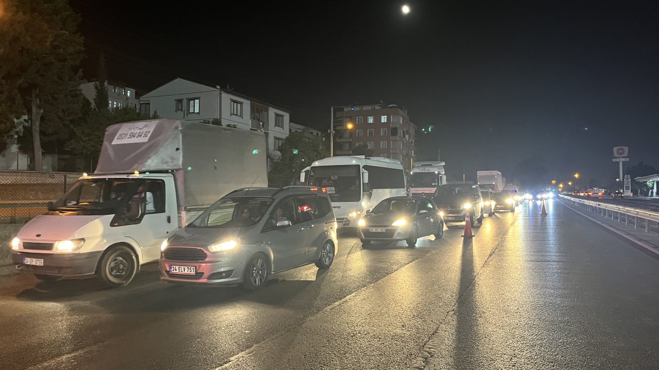 Kocaeli’de iki otomobil çarpıştı: 4 yaralı