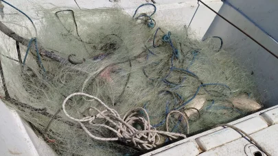 Sakarya Nehri’nde kaçak avcılıkta kullanılan 250 metre ağa el konuldu