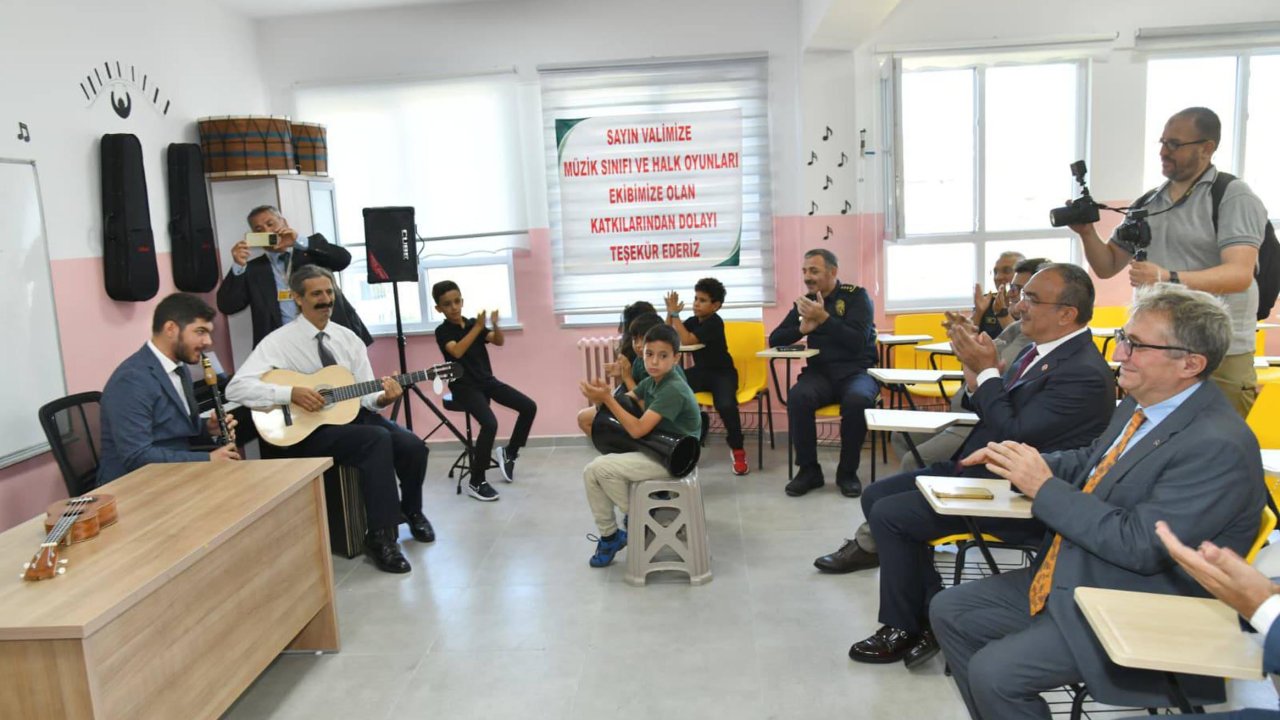 Şarköy&#039;de Romanlara yönelik &#039;Gençlik Forumu ve Rol Model&#039; etkinliği düzenlendi