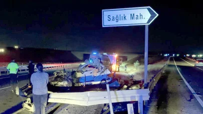 Tekirdağ'da bariyere çarpan otomobilin sürücüsü öldü