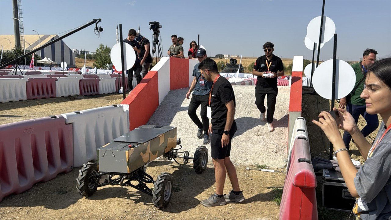 Tekirdağ'da 'TEKNOFEST İnsansız Kara Aracı Yarışması' başladı