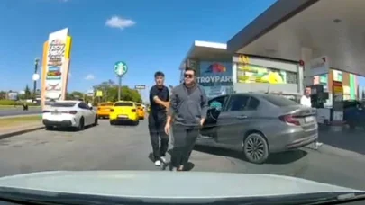 Trafikte tartıştığı sürücünün üzerine yürüdü; o anlar kamerada