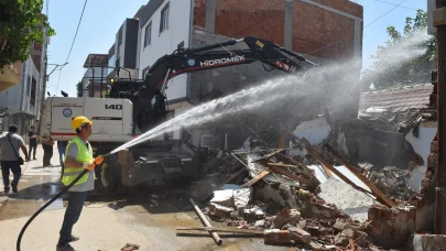 Yıldırım Belediyesi, 6 yılda 620 metruk binayı yıktı