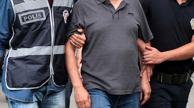 4 Öğretmen Tutuklandı