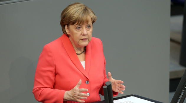 Başbakan Merkel'den Hükümet Açıklaması