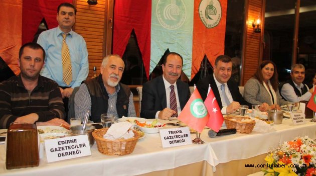 BAŞKAN GÜRKAN’DAN YEREL GAZETELERE DESTEK