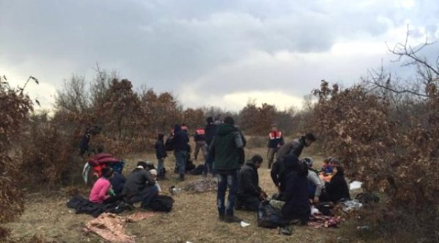 Edirne'de 23 Kaçak Yakalandı, 1 Organizatör Tutuklandı