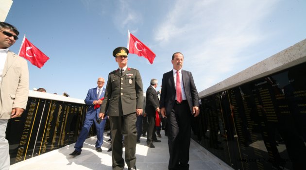 GÜRKAN, EDİRNE HALKININ YENİ YILINI KUTLADI