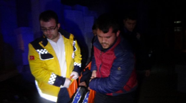 Kız Arkadaşı Başkalarıyla Konuşunca İntihara Teşebbüs Etti