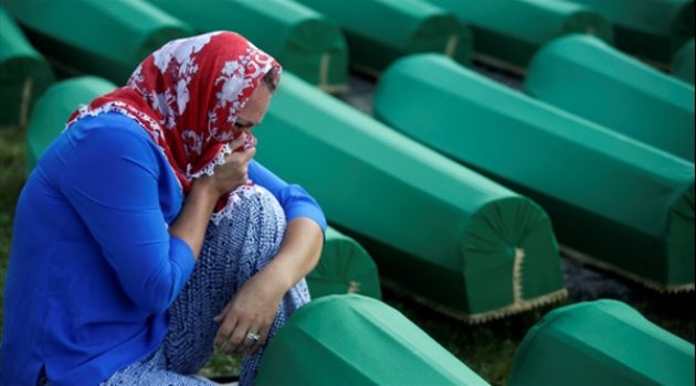 Srebrenitsa kurbanları anılıyor