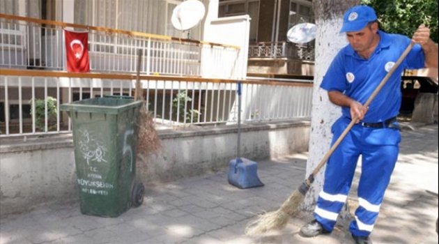 Temizlik işçisi bulduğu 5 bin Euro’yu yetkililere teslim etti