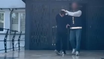 84 yıl kesinleşmiş hapis cezası bulunan firari hükümlü saklandığı evde yakalandı