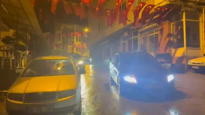 Balıkesir Sındırgı'da 6.1 büyüklüğünde deprem
