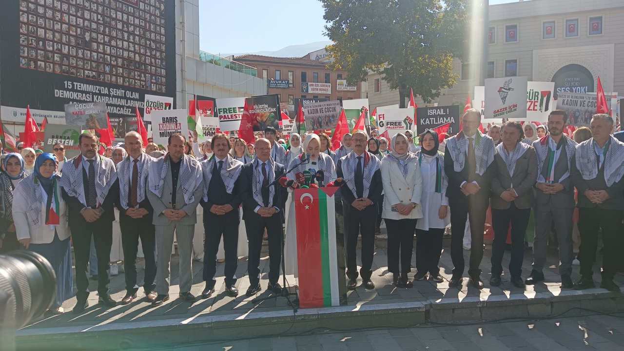 Bursa&#039;da kadınlar &#039;Gazze İçin Sessiz Çığlık&#039; etkinliğinde buluştu