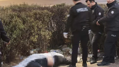 Bursa'da kavşakta cesedi bulunan kişinin kimliği tespit edildi