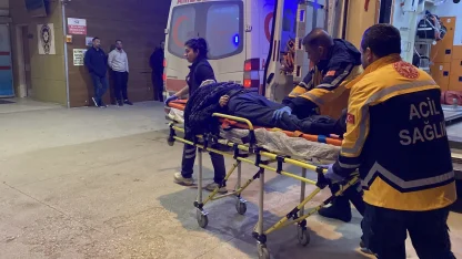 Bursa'da özel halk otobüsünün çarptığı yaya yaralandı