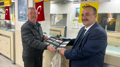 Edirne’de PTT’nin 185’inci kuruluş yıldönümünde, 185’inci müşteriye hediye