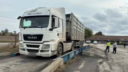 Edirne'de taşıma sınırını aşan kamyon sürücüsüne 51 bin lira ceza