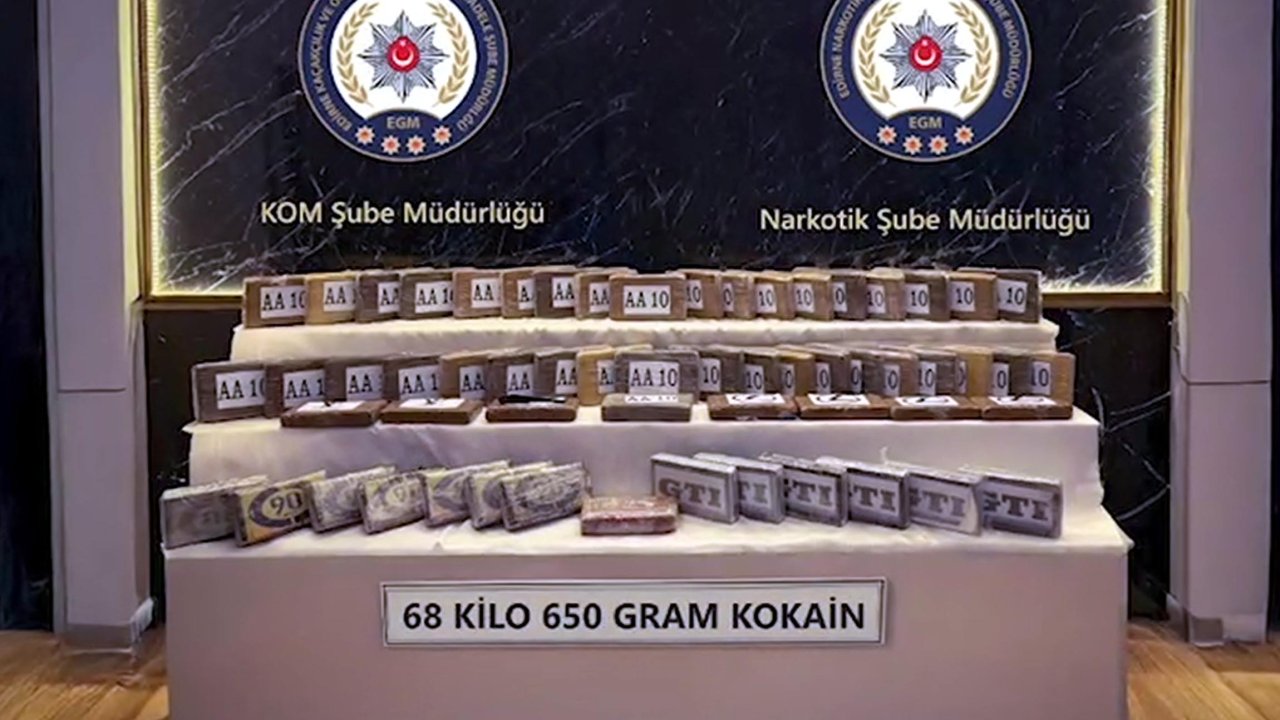 Edirne&#039;de TIR&#039;da 68 kilo kokain ele geçirildi