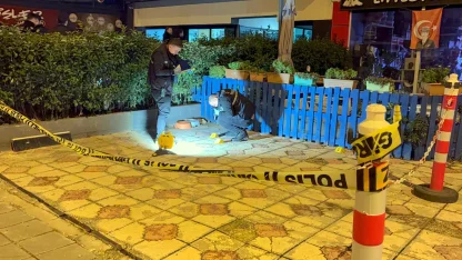 Eski iş ortağı tarafından evinin önünde bacağından vuruldu