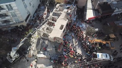 Gebze'de bina çöktü; 5 kişiden 2'sinin cansız bedenine ulaşıldı/Ek fotoğraflar