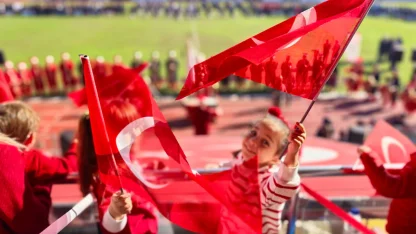 İnegöl İlçe Stadı’nda 17 yıl sonra ilk kez tören yapıldı