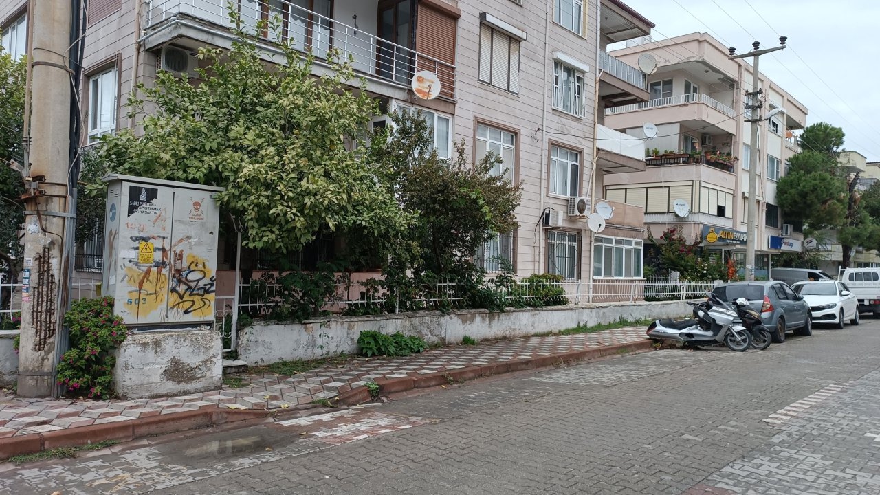 Otomobil gasbetti, 2 kişiyi öldürüp, 2&#039;si polis 7 kişiyi yaraladı; çatışmada etkisiz hale getirildi / Ek fotoğraflar