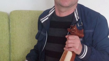 Sahnede kalp krizi geçiren sanatçı Yüksel Kader hayatını kaybetti: O anlar kamerada