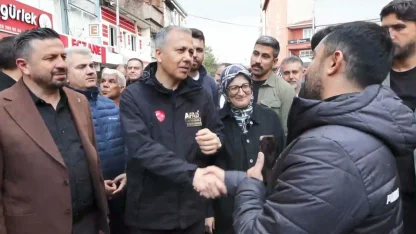 Sındırgı’da 6.1’lik depremde yıkılan ve hasar gören binalar havadan görüntülendi (7) / Video eklendi