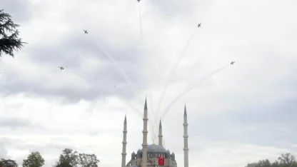 Türk Yıldızları’ndan Cumhuriyet’in 102’nci yıl dönümü nedeniyle Edirne’de gösteri / Ek fotoğraflar