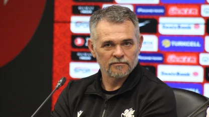 Willy Sagnol: Türkiye karşısında önemli bir başarı elde edeceğiz