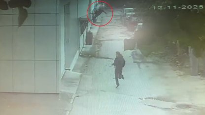 2'nci kattaki evinin balkonundan düşüp ağır yaralandı