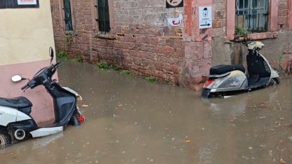 Ayvalık'ta sağanak; metrekareye 55 kilogram yağış düştü