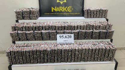 Balıkesir'de 95 bin sentetik hap ele geçirildi