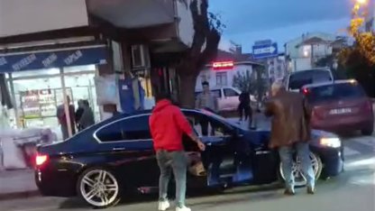 Boşandığı eşiyle ilişkisi olduğunu iddia ettiği arkadaşını öldürüldü