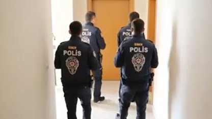 Bursa merkezli 16 ilde ‘siber dolandırıcılık’ operasyonu; 18 tutuklama