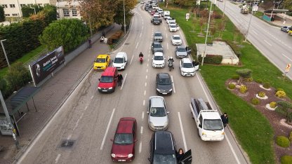 Bursa'da hayat durdu; Ata'ya saygı dron kamerasında