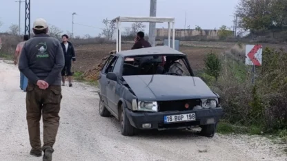 Bursa’da iki otomobil çarpıştı: 1 ölü, 2 yaralı