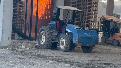 Bursa'da palet fabrikasında yangın; 1 yaralı