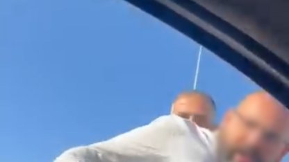 Bursa'da 'yol verme' tartışması kamerada