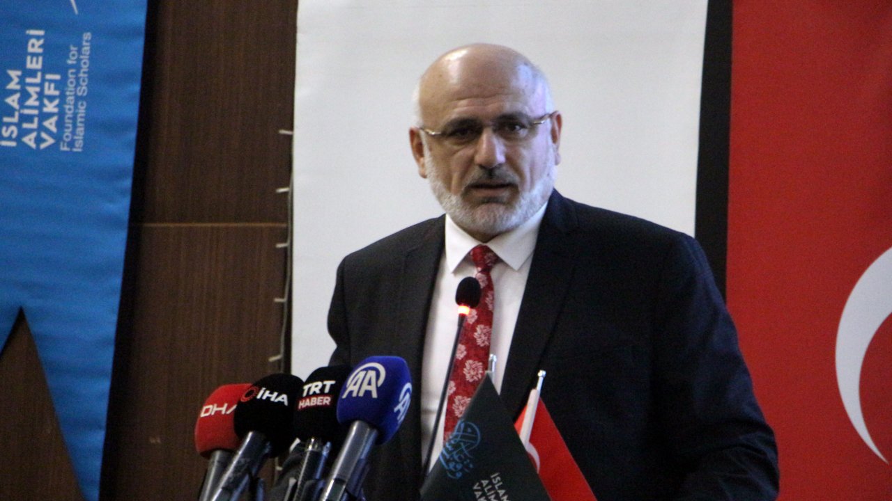 Diyanet İşleri Başkan Yardımcısı Şahin: Bugüne kadar bin üzeri TIR&#039;ı Filistin&#039;e uğurladık