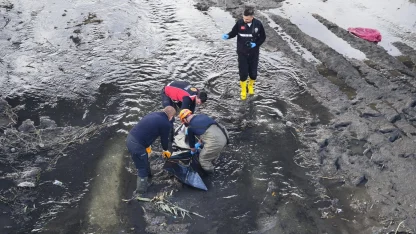 Haber alınamıyordu; dere yatağında cansız bedeni bulundu