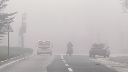 İnegöl’de sis etkili oldu