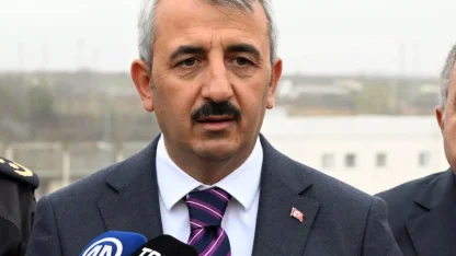 Kapıkule’de 1 saatte 96 TIR geçişiyle rekor kırıldı